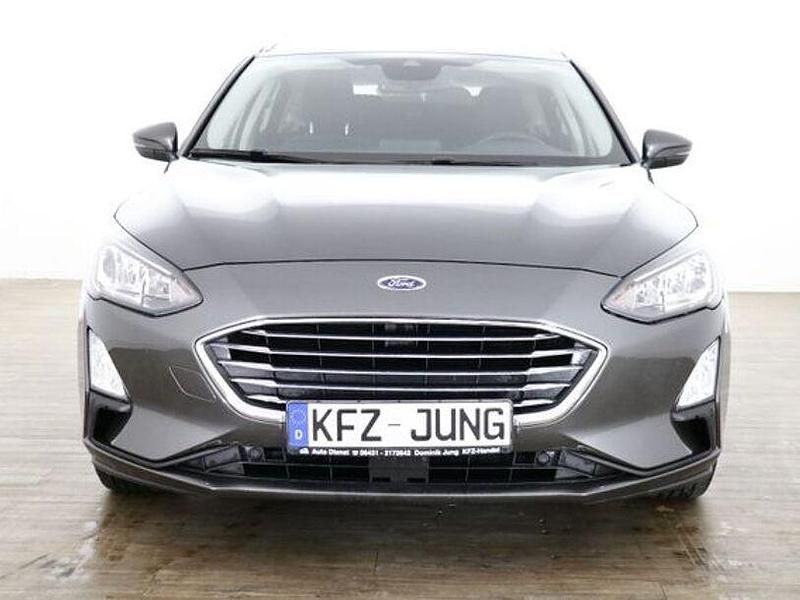 Usado Ford Focus Titanium 125 CV (91 kW) 2019 Gris Familiar