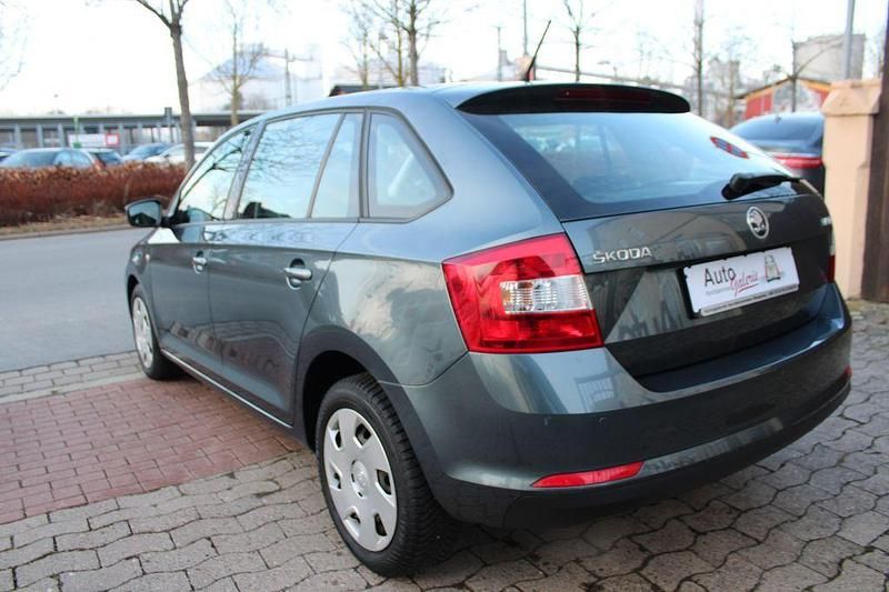 Gebraucht Skoda Rapid Ambition 86 PS (63 kW) 2015 Grau Kleinwagen
