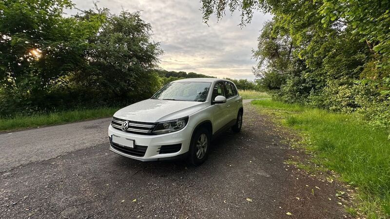 Weiß Gebraucht 2012 VW Tiguan SUV | 7.950 € (Guter Preis) - Bild 1/4