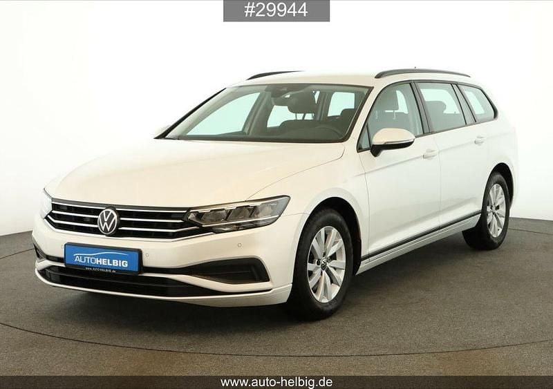 Weiß Gebraucht 2022 VW Passat Kombi | 17.590 € (Guter Preis) - Bild 1/4