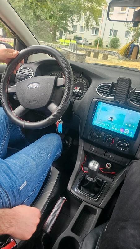 Blau Gebraucht 2004 Ford Focus Kleinwagen | 799 € (Fairer Preis) - Bild 1/4