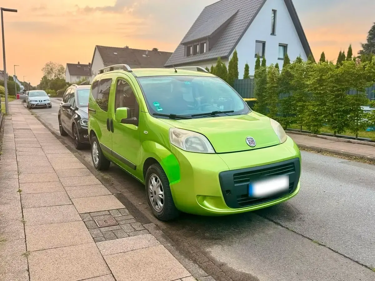 Gebraucht Fiat Qubo Trekking 75 PS (55 kW) 2009 Grün Van / Kleinbus