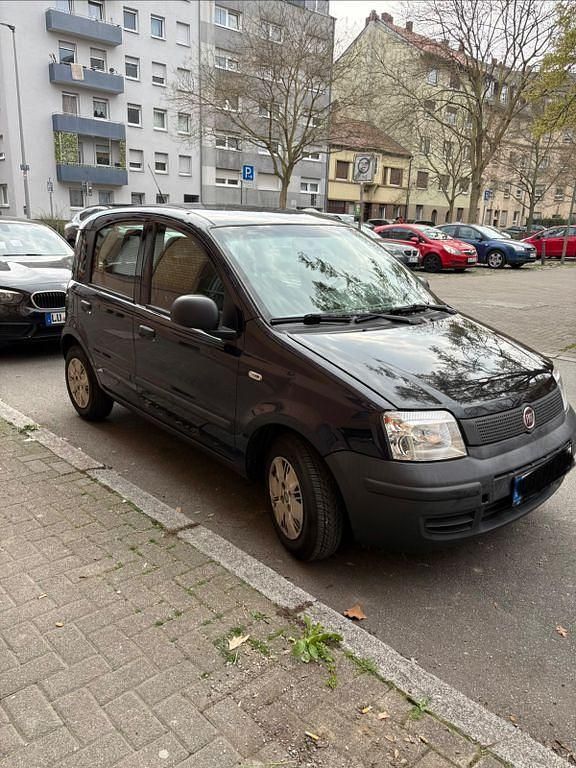 Gebraucht Fiat Panda 94 PS (69 kW) 2009 Blau Kleinwagen
