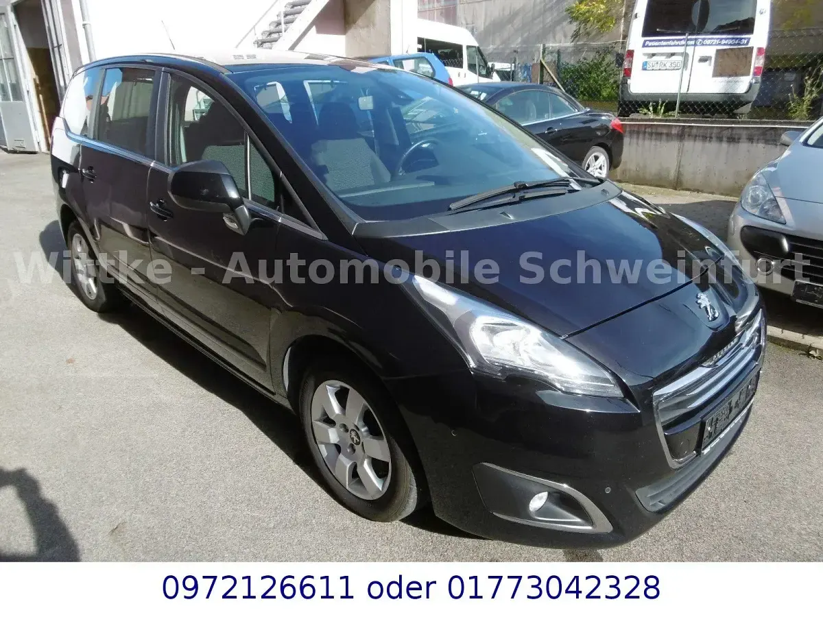 Gebraucht Peugeot 5008 Style 156 PS (114 kW) 2013 Schwarz Van / Kleinbus