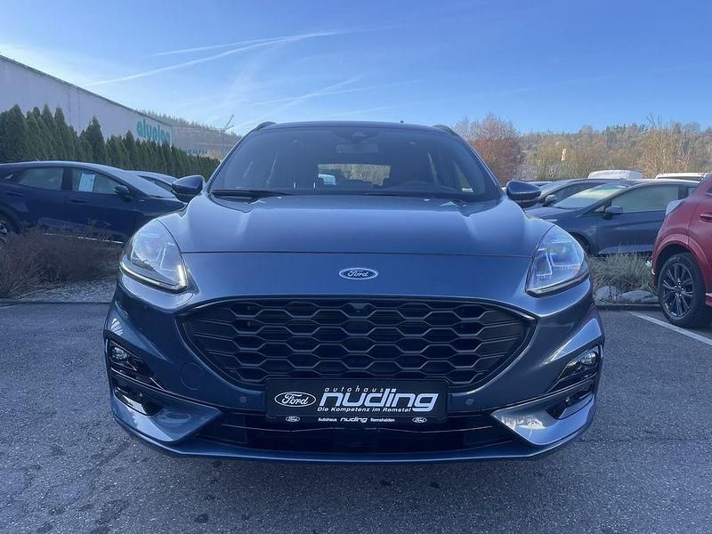 Gebraucht Ford Kuga ST-Line 120 PS (88 kW) 2024 Chromablau SUV