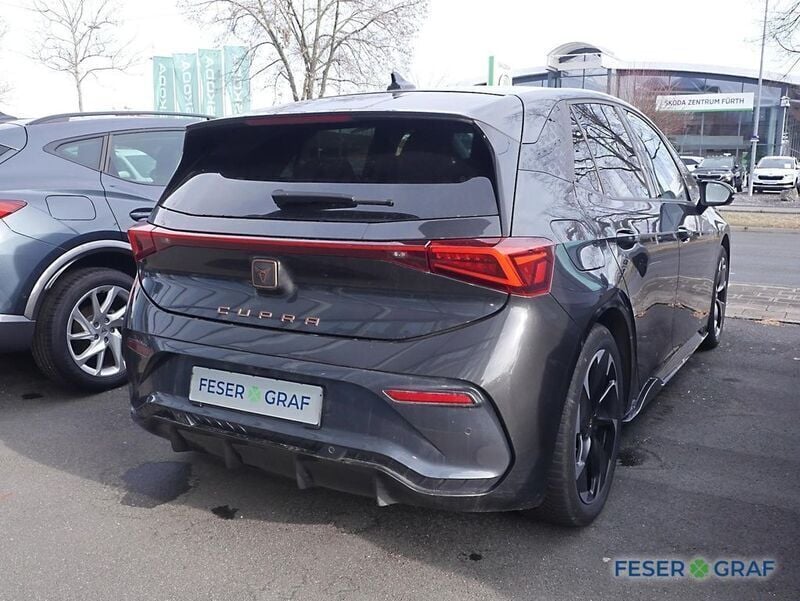 Gebraucht Cupra Born e-Boost 169 kW (231 PS) 2023 Quasargrau Kleinwagen