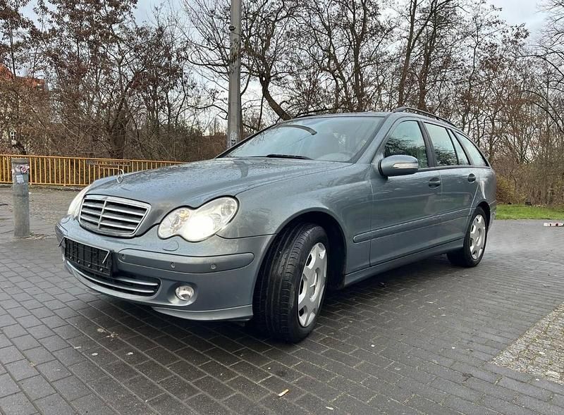 Gebraucht Mercedes C200 Avantgarde 163 PS (119 kW) 2006 Blau Kombi