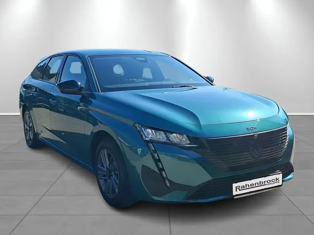 Gebraucht Peugeot 308 SW Active 131 PS (96 kW) 2024 Blau Kombi