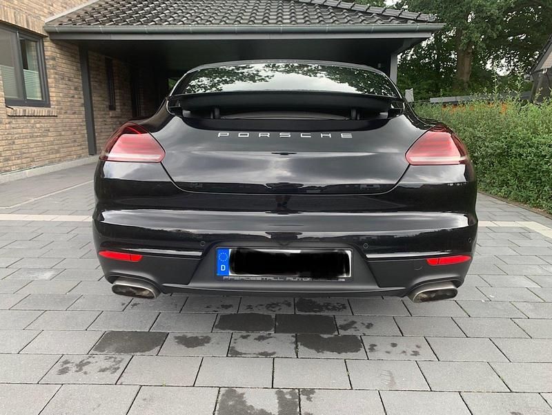Gebraucht Porsche Panamera Edition 300 PS (220 kW) 2015 Schwarz Kleinwagen