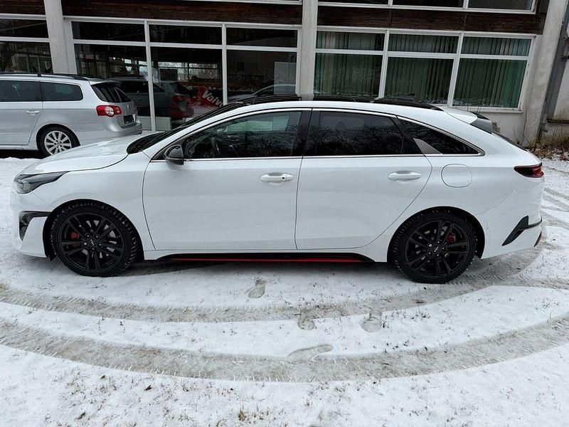 Gebraucht Kia ProCeed GT 204 PS (150 kW) 2023 Weiß Kombi