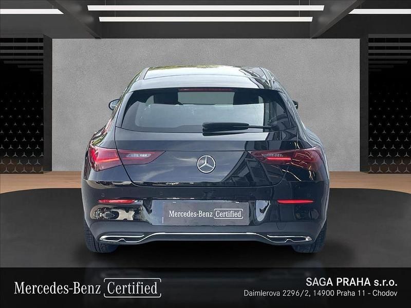 Gebraucht Mercedes CLA200 Shooting Brake 163 PS (119 kW) 2024 Schwarz Kombi