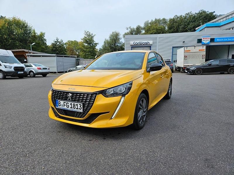 Gelb Gebraucht 2022 Peugeot 208 Active Kleinwagen | 12.390 € (Guter Preis) - Bild 1/4