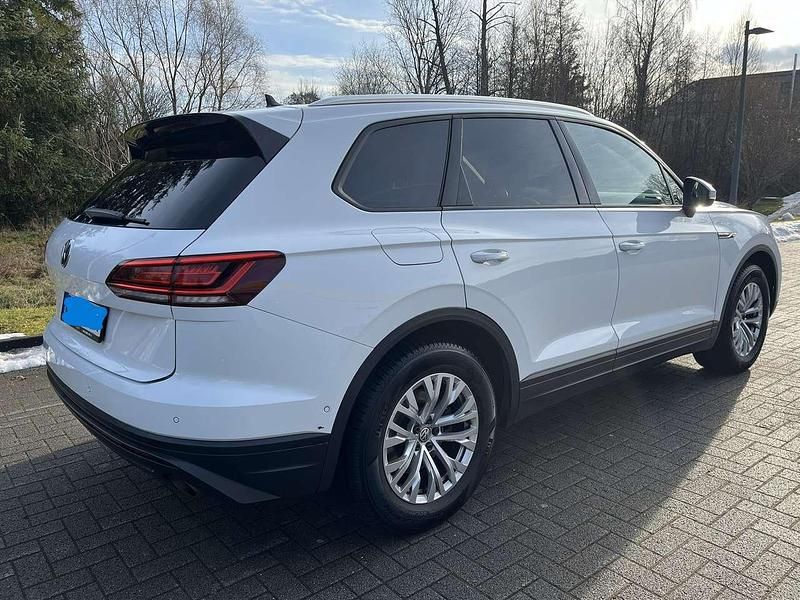 Gebraucht VW Touareg 231 PS (169 kW) 2020 Weiß SUV
