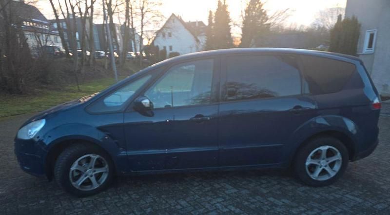 Gebraucht Ford S-MAX Trend 145 PS (106 kW) 2009 Blau Van / Kleinbus