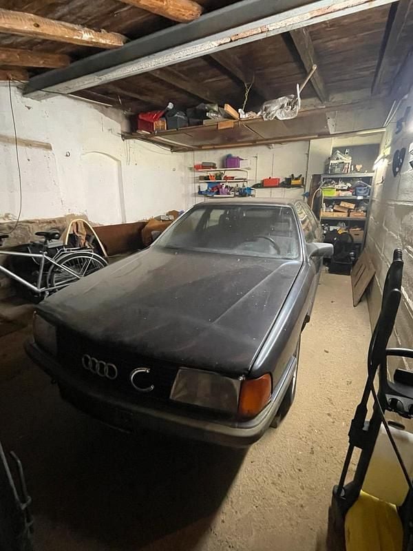 Gebraucht Audi 100 75 PS (55 kW) 1982 Blau Limousine