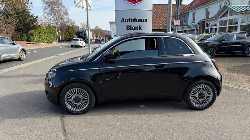 Gebraucht Fiat 500e 86 kW (118 PS) 2023 Schwarz Kleinwagen