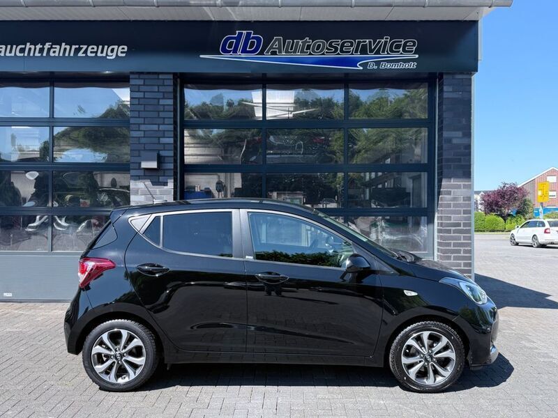Phantom black. / mic Gebraucht 2019 Hyundai i10 YES! Kleinwagen | 10.890 € (Fairer Preis) - Bild 1/4