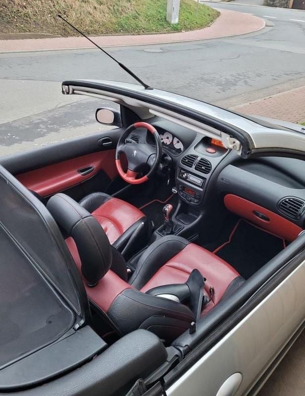 Silber Gebraucht 2002 Peugeot 206 CC Cabrio | 999 € (Fairer Preis) - Bild 1/4
