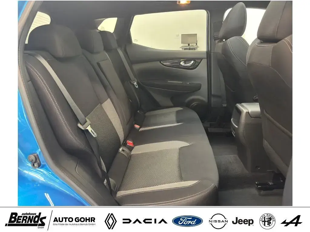 Gebraucht Nissan Qashqai N-Connecta 159 PS (116 kW) 2020 Vivid blue SUV