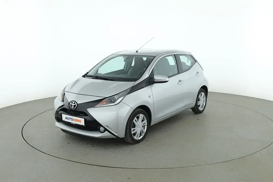 Gebraucht Toyota Aygo X-play 69 PS (50 kW) 2016 Kleinwagen