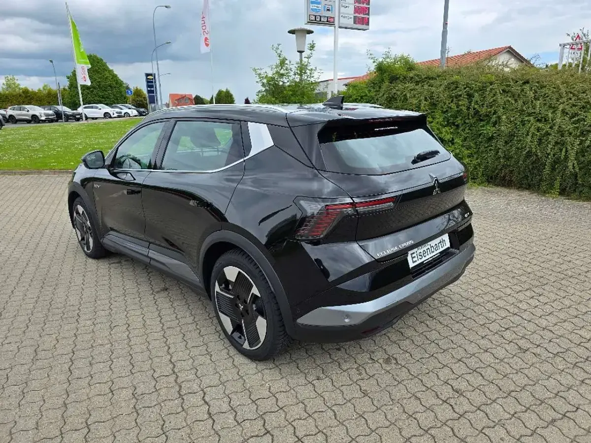 Neu Mitsubishi Eclipse Diamant Edition 160 kW (218 PS) 2026 Schwarz SUV