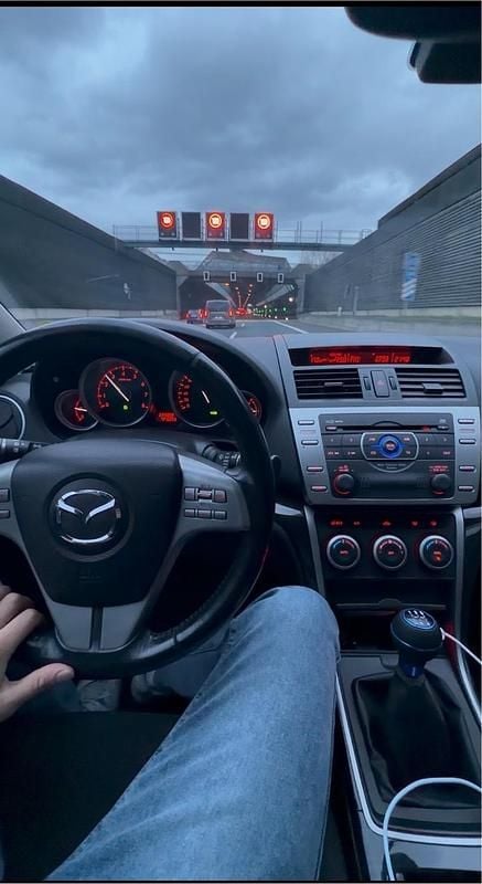 Gebraucht Mazda 6 116 PS (85 kW) 2009 Silber Kombi