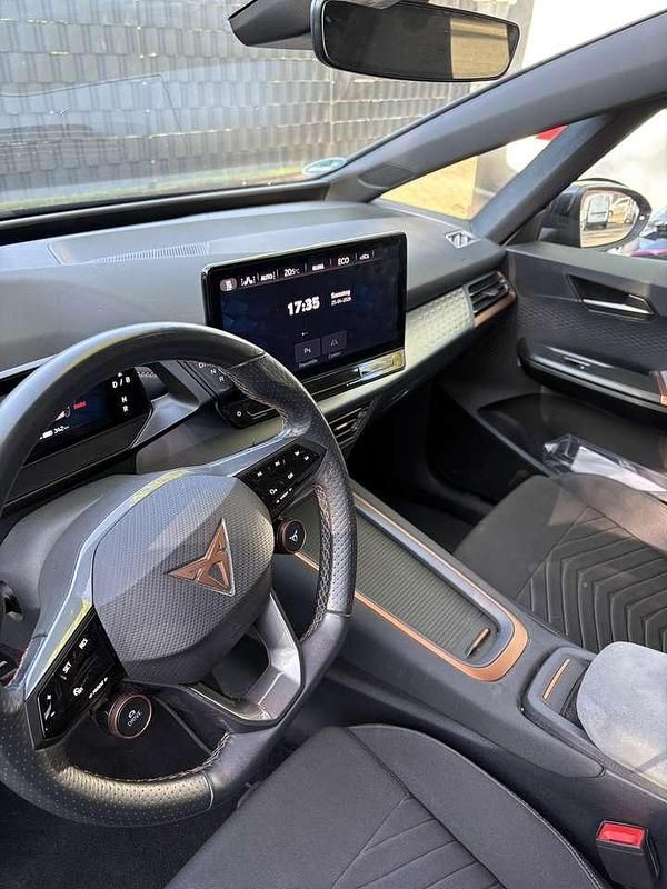 Second-hand Cupra Born 169 kW (231 CP) 2022 Hatchback