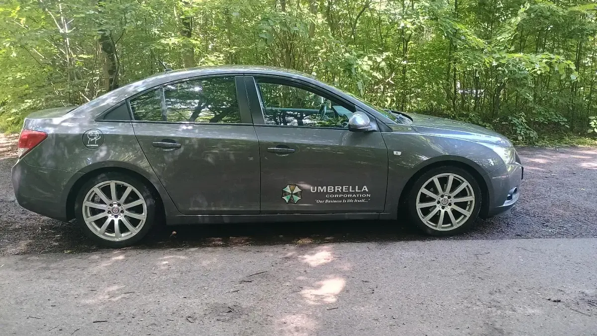 Gebraucht Chevrolet Cruze 141 PS (103 kW) 2012 Grau Limousine