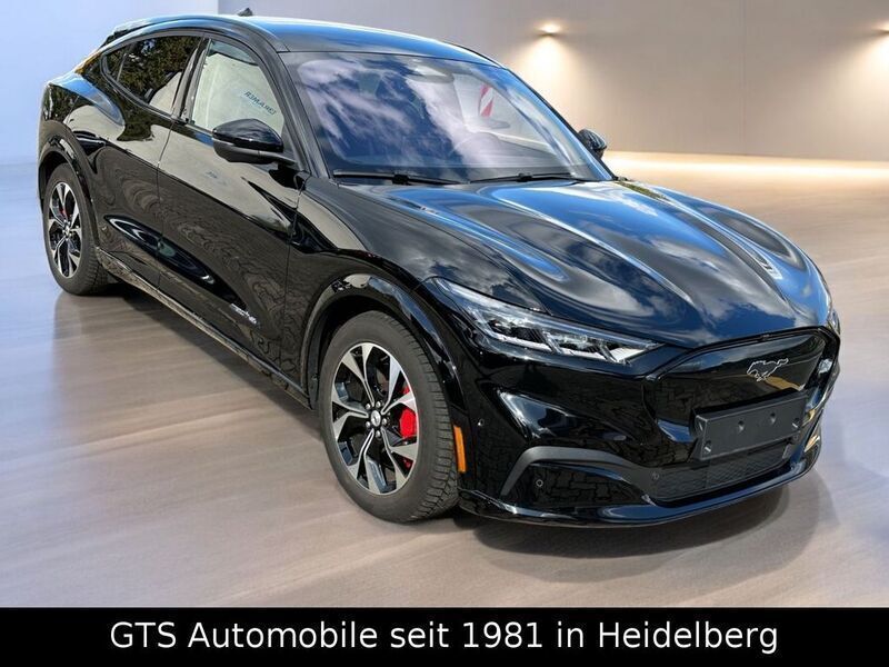 Gebraucht Ford Mustang Mach-E 258 kW (351 PS) 2022 Schwarz SUV