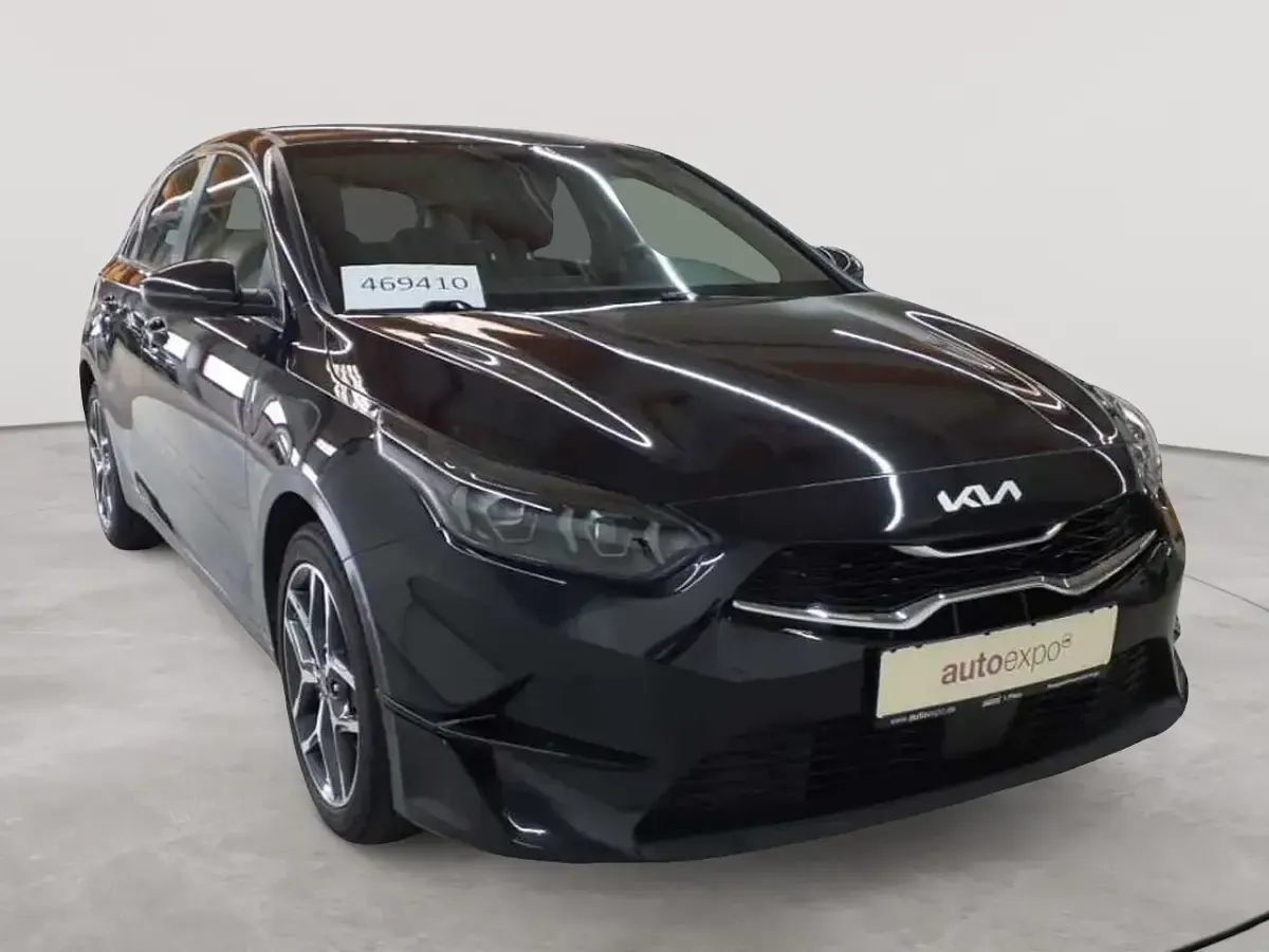 Gebraucht Kia Ceed Spirit 160 PS (117 kW) 2022 Kleinwagen