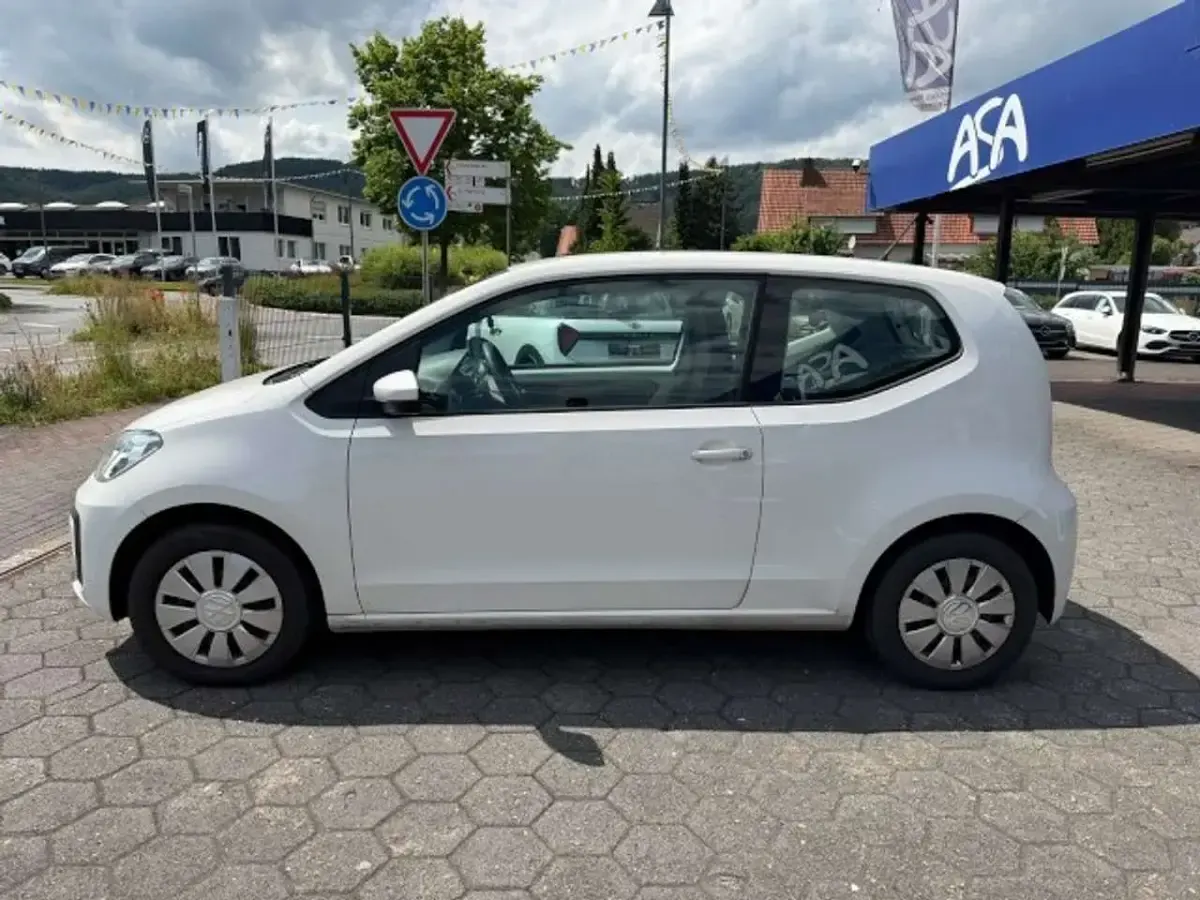 Gebraucht VW up! 60 PS (44 kW) 2017 White (weiß) Kleinwagen