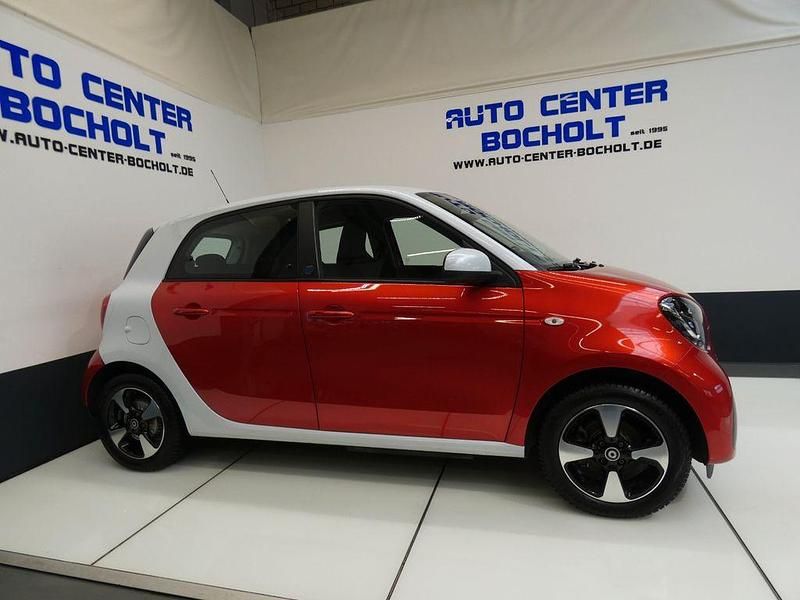 Gebraucht Smart ForFour Electric Drive 60 kW (82 PS) 2021 Schwarz Limousine