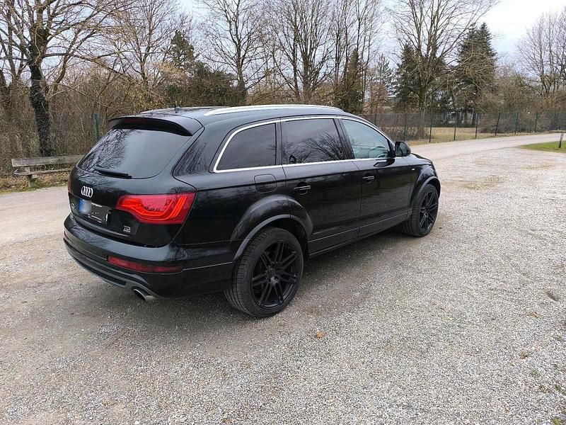 Gebraucht Audi Q7 245 PS (180 kW) 2011 Schwarz SUV