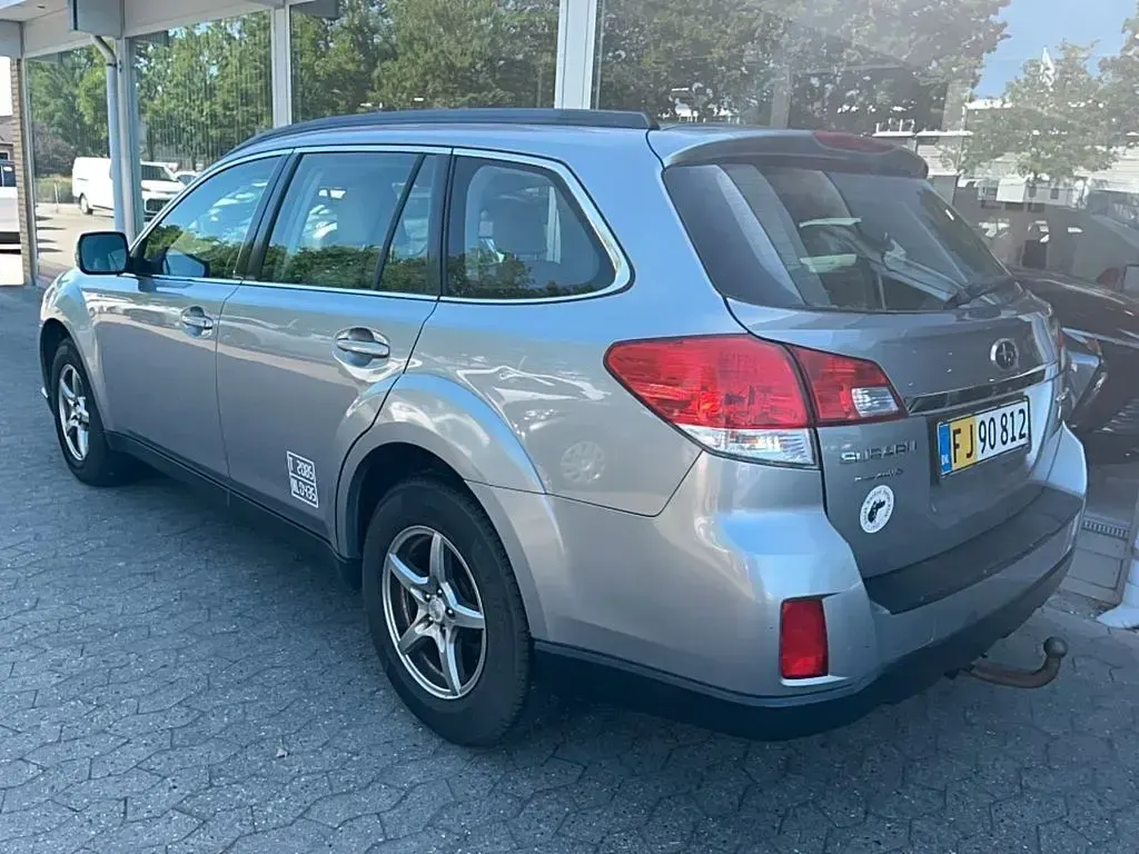 Gebraucht Subaru Legacy Comfort 150 PS (110 kW) 2012 Grau Kombi