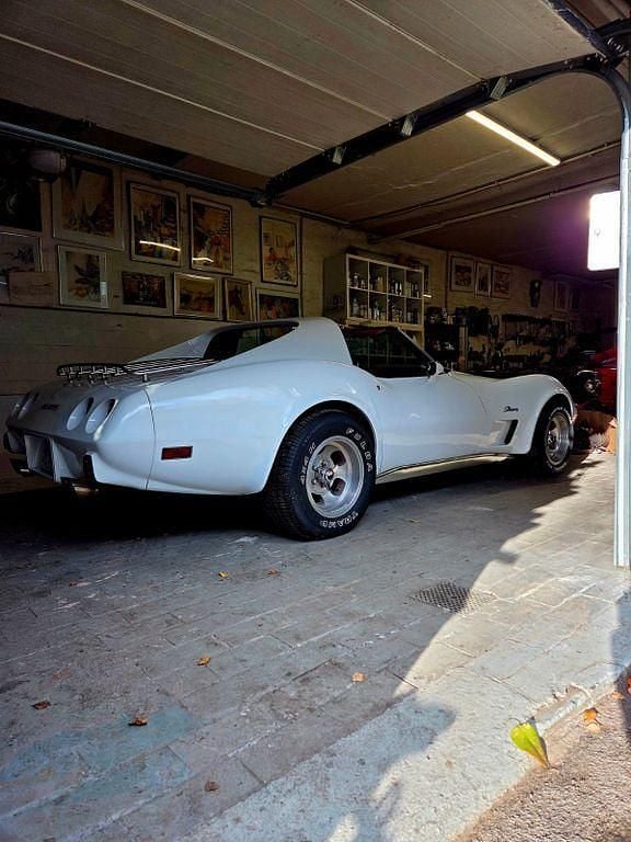 Second-hand Corvette C3 179 CP (131 kW) 1976 Alb