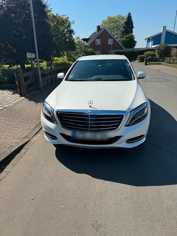 Weiß Gebraucht 2016 Mercedes S400 Limousine | 29.999 € - Bild 1/4