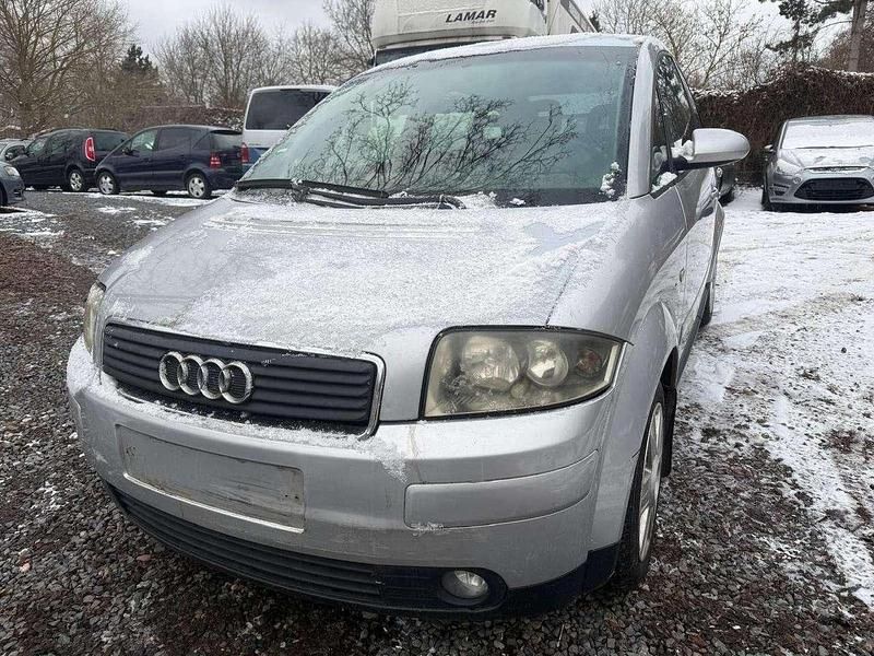 Usado Audi A2 75 HP (55 kW) 2003 Prateado Citadino