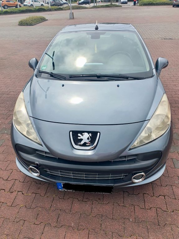 Silber Gebraucht 2007 Peugeot 207 CC Filou Cabrio | 2.200 € (Fairer Preis) - Bild 1/4