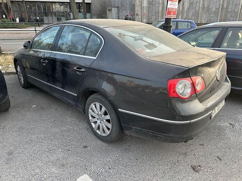 Gebraucht VW Passat 131 PS (96 kW) 2004 Schwarz Limousine