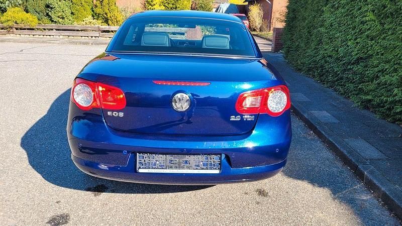 Gebraucht VW Eos 140 PS (102 kW) 2010 Blau Cabrio