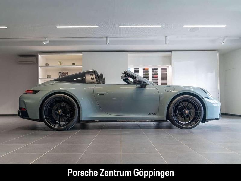 Neu Porsche 992 541 PS (397 kW) 2026 Shadegreenmetallic Coupé