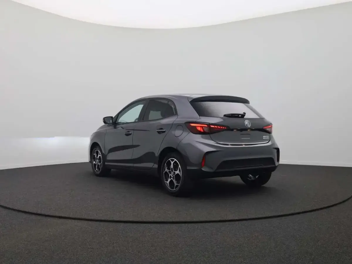 Neu MG MG3 Luxury 194 PS (142 kW) 2026 Andes grey Kleinwagen