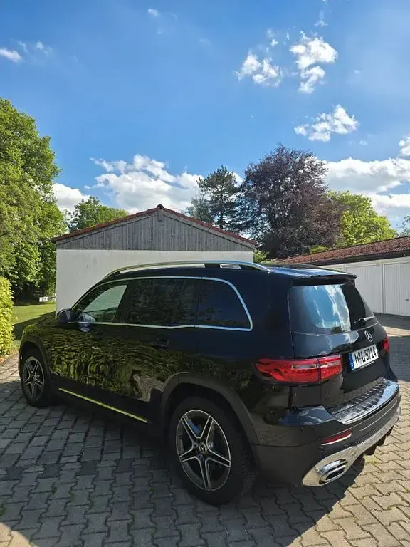 Gebraucht Mercedes GLB250 224 PS (164 kW) 2022 Schwarz SUV