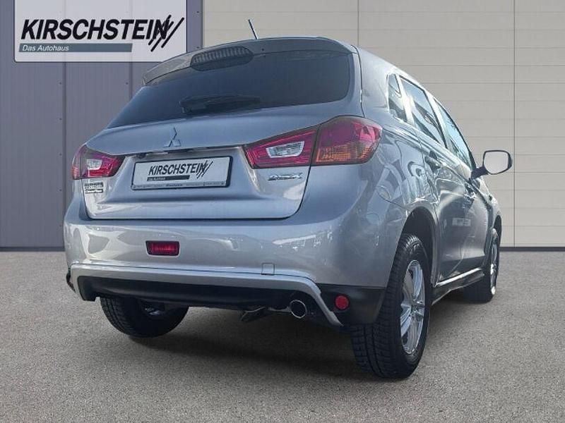 Gebraucht Mitsubishi ASX Diamant Edition 117 PS (86 kW) 2015 Coolsilber (metallic) SUV