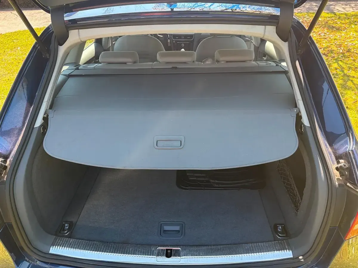 Używany Audi A4 142 KM (104 kW) 2012 Niebieski Kombi