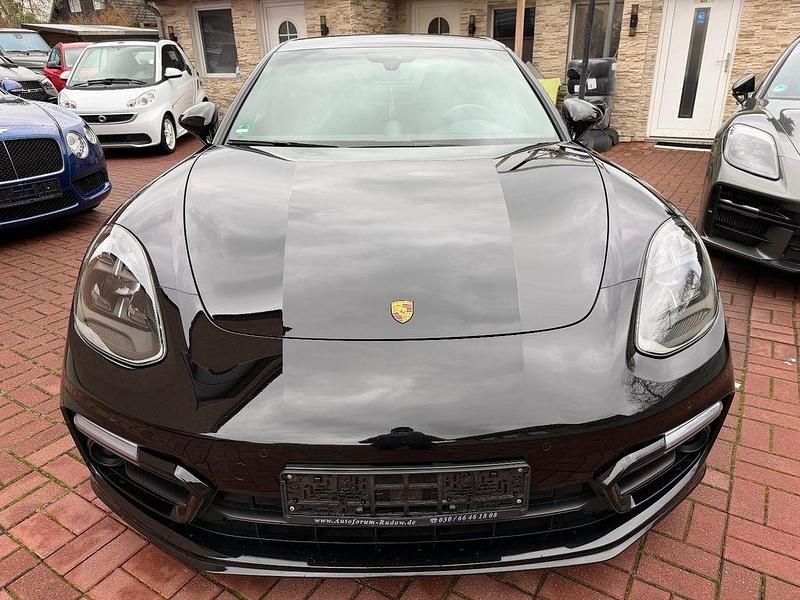 Gebraucht Porsche Panamera 4S 560 PS (411 kW) 2021 Tiefschwarz Limousine