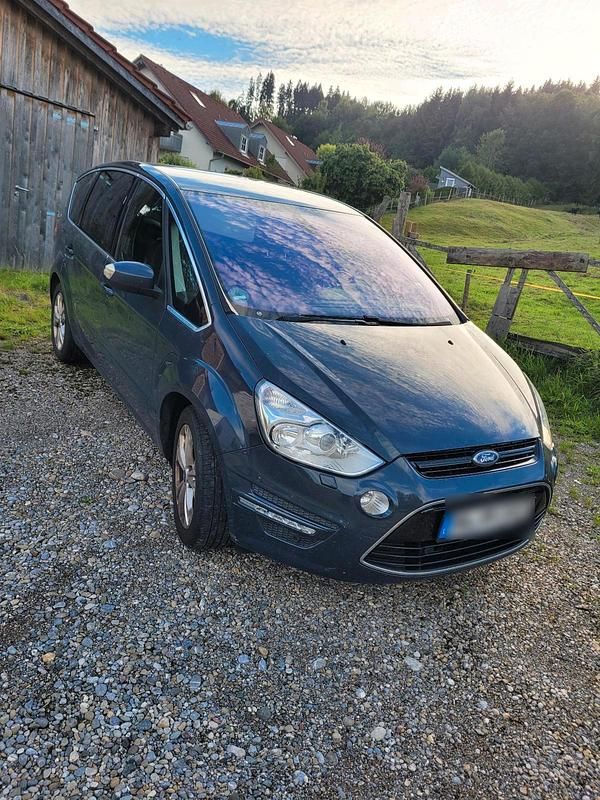 Grau Gebraucht 2012 Ford S-MAX S Van / Kleinbus | 4.500 € (Superpreis) - Bild 1/4