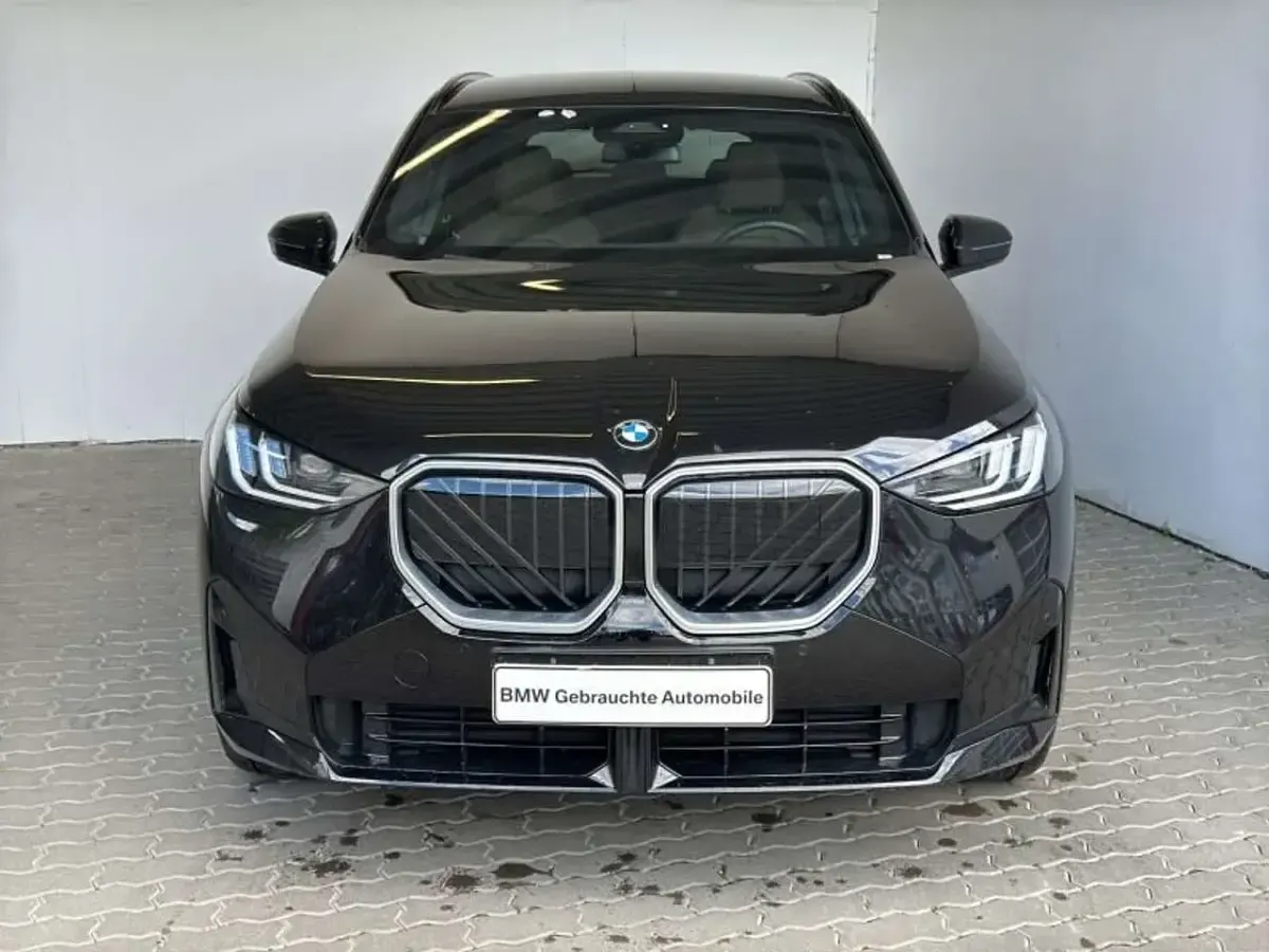 Gebraucht BMW X3 M Sport 190 PS (139 kW) 2025 Schwarz SUV