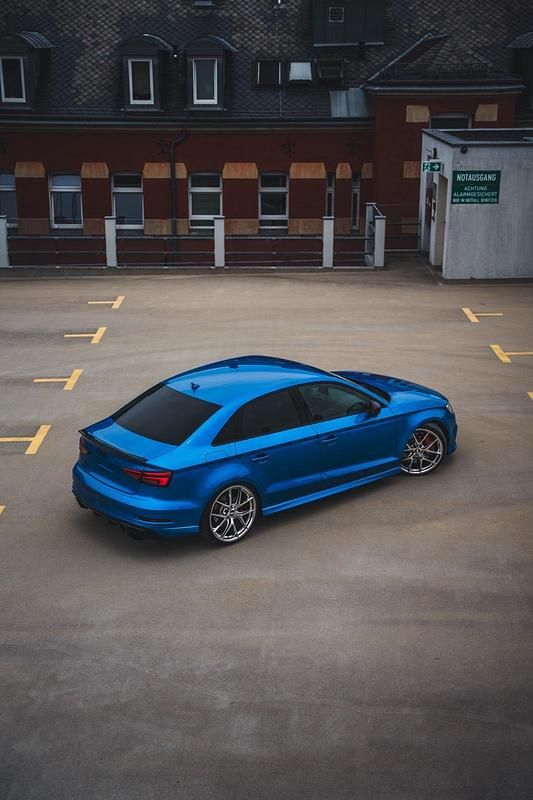 Usata Audi RS3 400 CV (294 kW) 2018 Blu Berlina