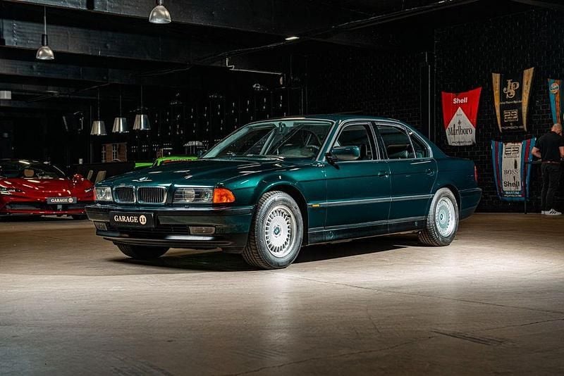 Gebraucht BMW 750 326 PS (239 kW) 1995 Grün Limousine